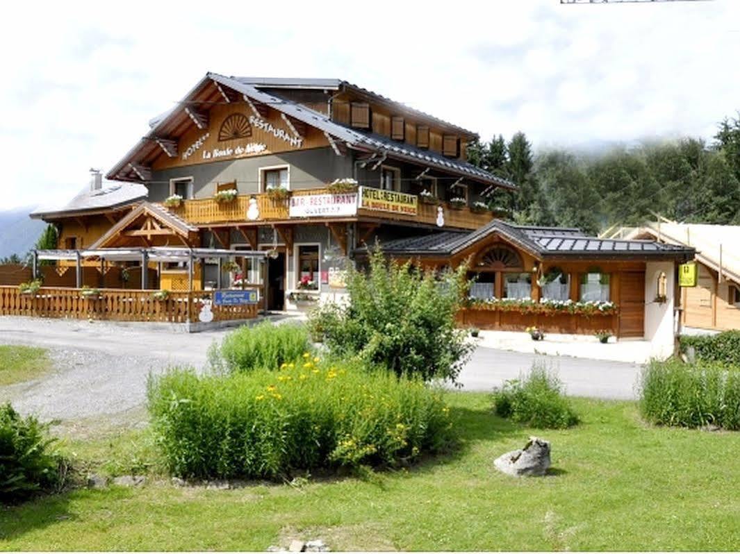 La Boule De Neige Hotel Samoens Exterior photo